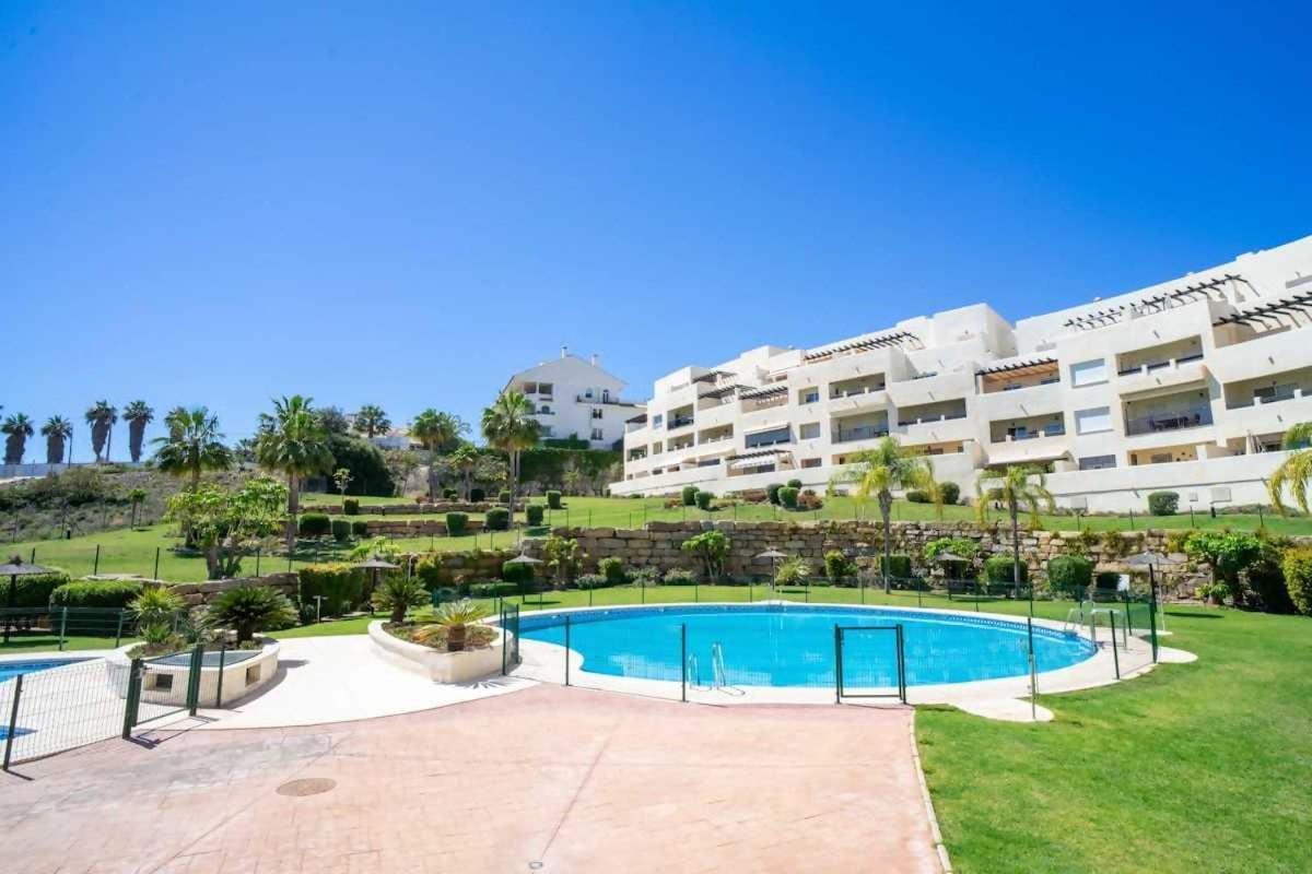 Cyv Apartamento Con Piscina Cerca De La Playa 베날마데나코스타 외부 사진